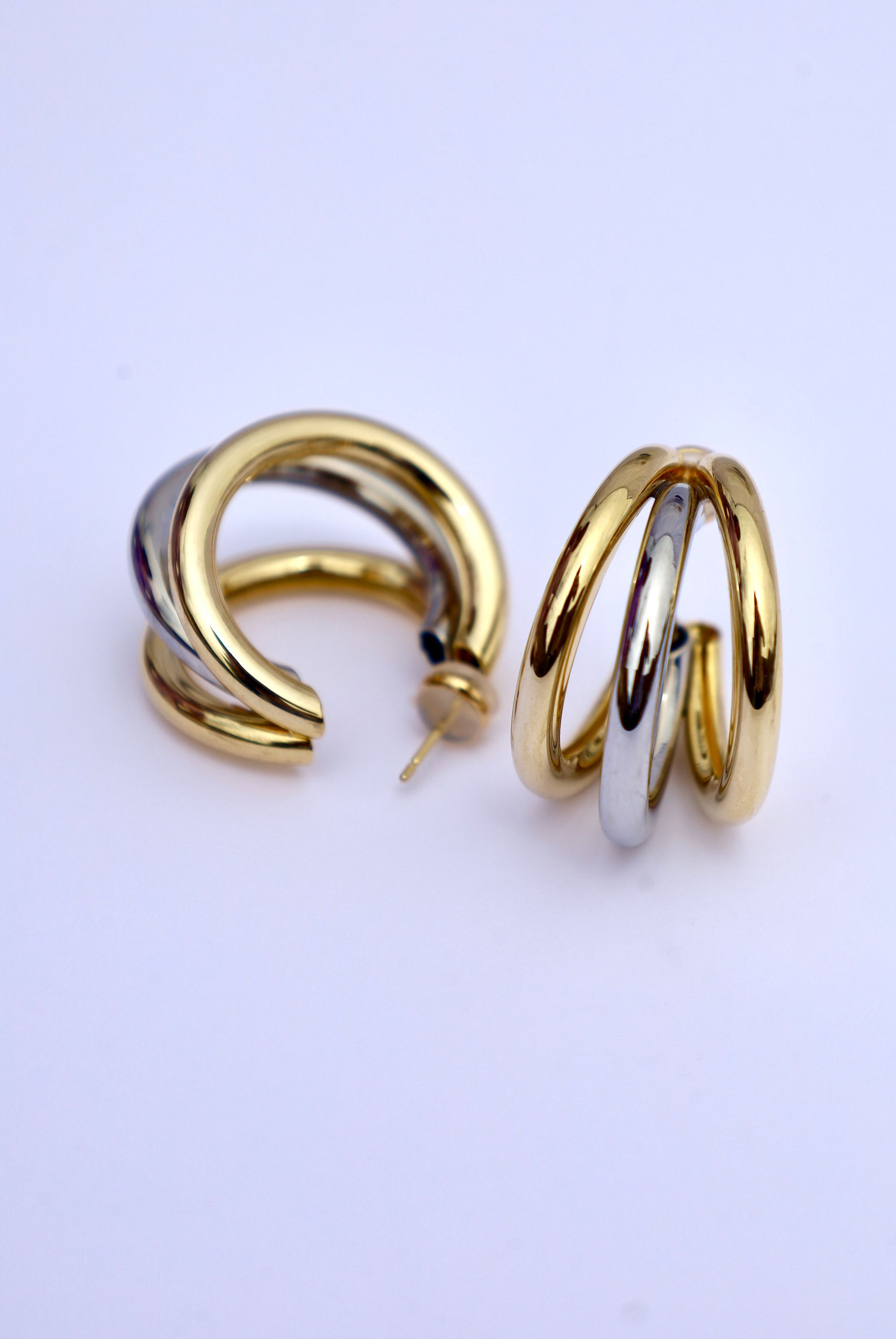The Duality Hoops