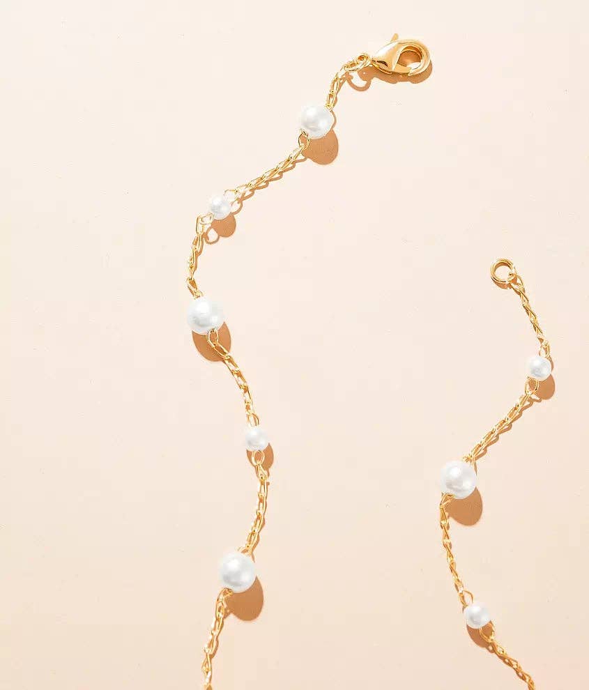 The Pearl Veil Choker