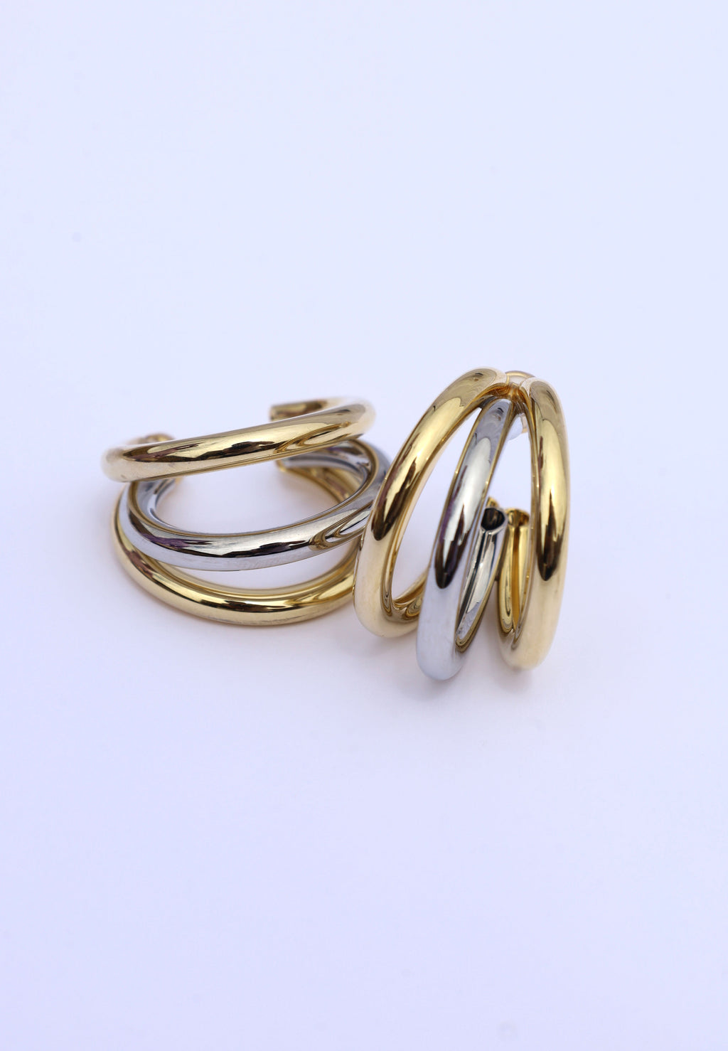 The Duality Hoops