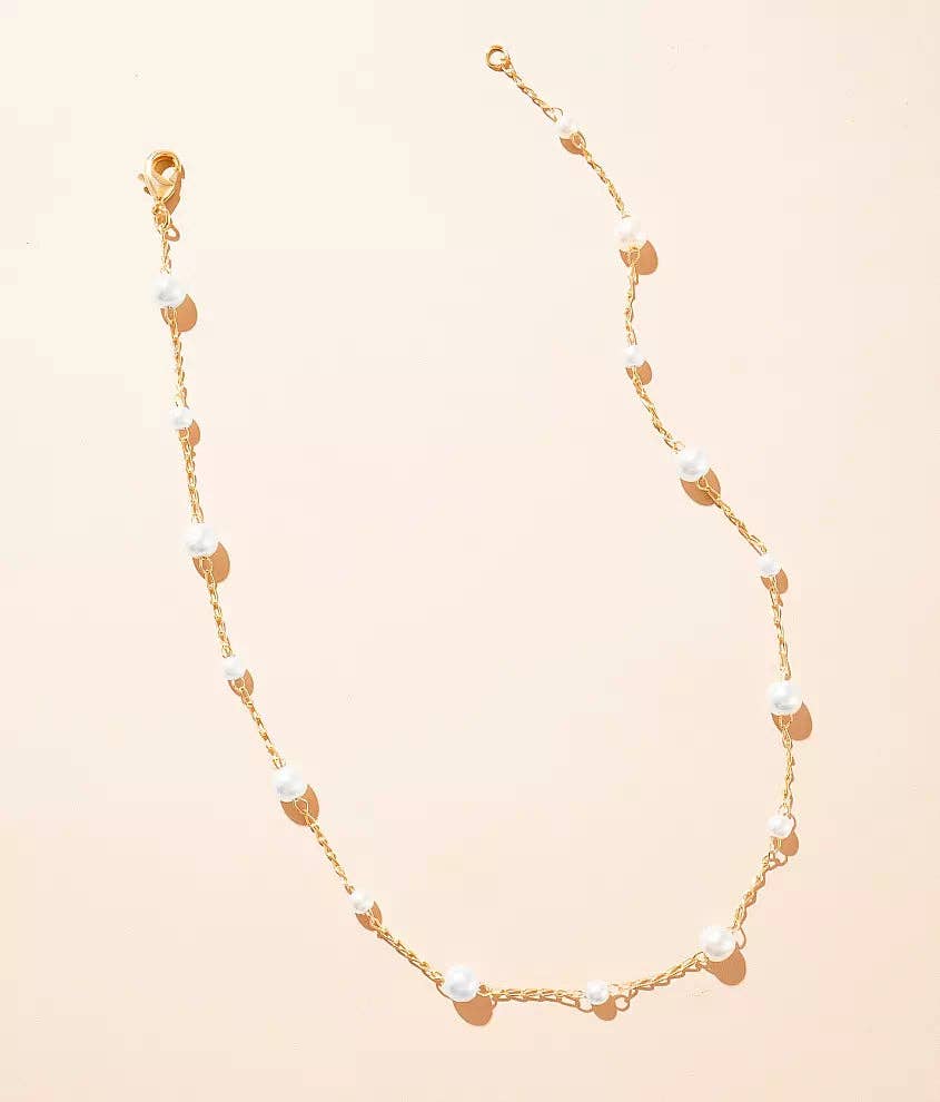 The Pearl Veil Choker